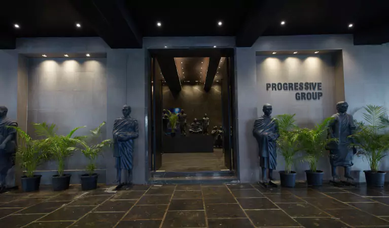 Living Room - Progressive's Grande