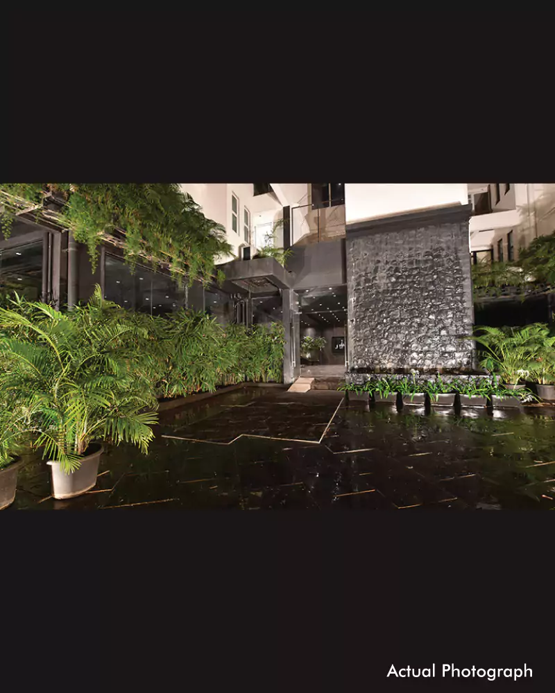 Progressive Meera angan